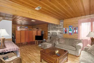 19954 Woodcrest St, Harper Woods, MI 48225 - Photo 12