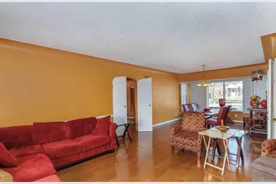 19954 Woodcrest Street, Harper Woods, MI 48225 - Photo 6