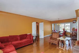 19954 Woodcrest St, Harper Woods, MI 48225 - Photo 6