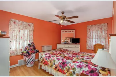 19954 Woodcrest Street, Harper Woods, MI 48225 - Photo 20