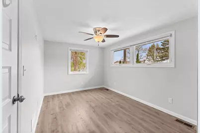 2037 Lakeview Drive, Brooklyn, MI 49230 - Photo 20