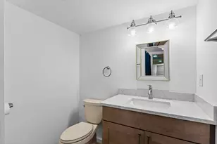 2037 Lake View Dr, Brooklyn, MI 49230 - Photo 26