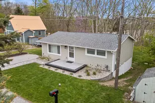 2037 Lake View Dr, Brooklyn, MI 49230 - Photo 1