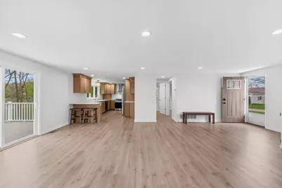 2037 Lakeview Drive, Brooklyn, MI 49230 - Photo 10
