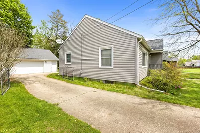 346 Wentworth Avenue, Battle Creek, MI 49015 - Photo 2