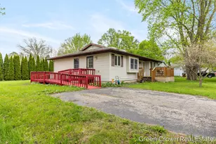 4982 Wilcox Rd, Holt, MI 48842 - Photo 4