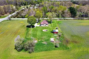 3262 W Wagner Rd, Buchanan, MI 49107 - Photo 36