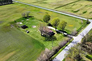 3262 W Wagner Rd, Buchanan, MI 49107 - Photo 34