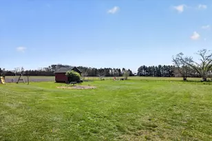3262 W Wagner Rd, Buchanan, MI 49107 - Photo 28