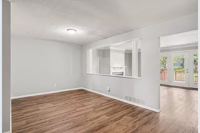 2454 W Collier Avenue SE #101, Grand Rapids, MI 49546 - Photo 6