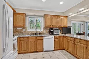 11425 Mcgregor Rd, Pinckney, MI 48169 - Photo 16