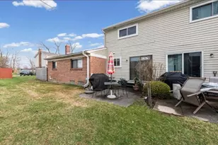 16369 Brittany Dr, Roseville, MI 48066 - Photo 18
