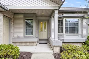 4302 Sabal Pointe Dr SE, Grand Rapids, MI 49546 - Photo 2