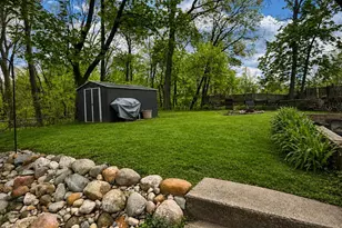 47 Frisbie Ave, Battle Creek, MI 49037 - Photo 14