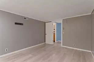 89513 Shorelane Dr, Lawton, MI 49065 - Photo 28
