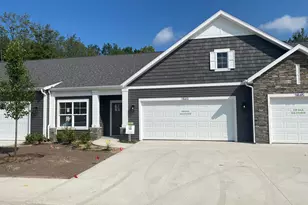 2843 W Cobblestone Ct. SE, Kentwood, MI 49512 - Photo 1