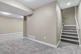 256 Stonecrest Dr, Shelby, MI 49455 - Photo 16