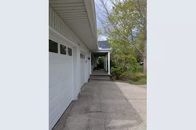 7852 State Street, Brighton, MI 48116 - Photo 4