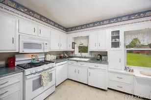 3456 Senora Ave SE, Grand Rapids, MI 49508 - Photo 8