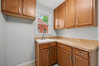 275 Dick Avenue, Pontiac, MI 48341 - Photo 8