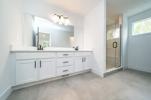 11200 Tremont Ln, Plymouth, MI 48170 - Photo 24