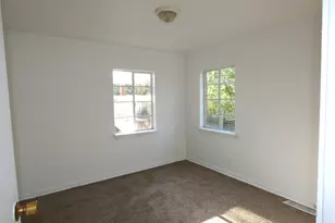 1627 Ogden Ave, Benton Harbor, MI 49022 - Photo 12