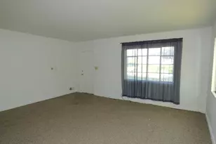 1627 Ogden Ave, Benton Harbor, MI 49022 - Photo 8
