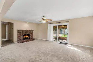 9419 Oakview Dr, Portage, MI 49024 - Photo 4