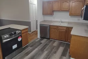 2365 Ravinewood, Ypsilanti, MI 48198 - Photo 8