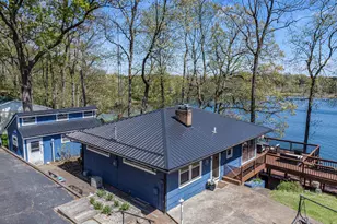 13872 Fineview Bluff Dr, Battle Creek, MI 49017 - Photo 8