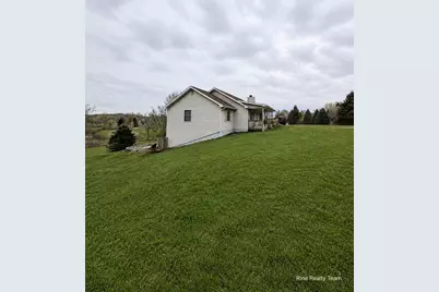 5655 Pingree Road, Howell, MI 48843 - Photo 8