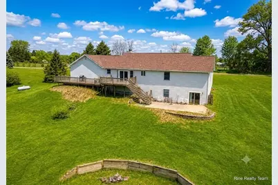 5655 Pingree Road, Howell, MI 48843 - Photo 2