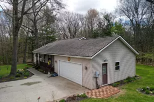 17148 Seneca Ct, Howard City, MI 49329 - Photo 40