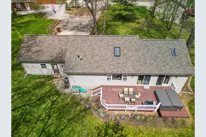 17148 Seneca Court, Howard City, MI 49329 - Photo 2