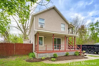 25 River Road NW, Sparta, MI 49345 - Photo 2