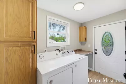 25 River Road NW, Sparta, MI 49345 - Photo 8