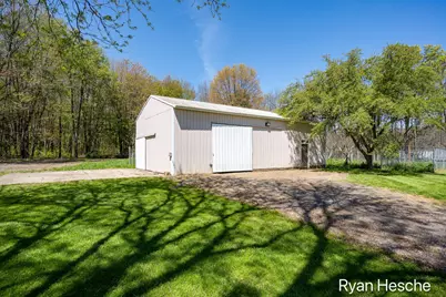 4837 Bancroft Avenue SE, Lowell, MI 49331 - Photo 2