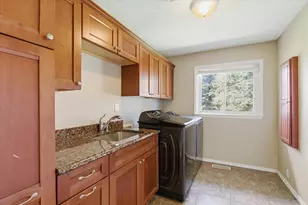 6355 Waters Rd, Ann Arbor, MI 48103 - Photo 18