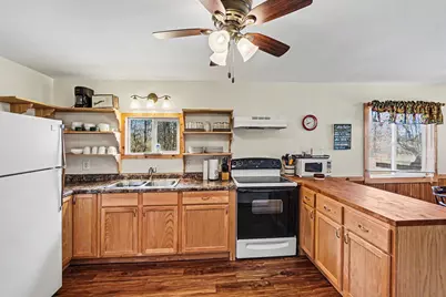880 W Lincoln Avenue, White Cloud, MI 49349 - Photo 8