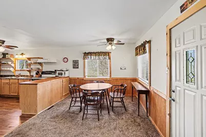 880 W Lincoln Avenue, White Cloud, MI 49349 - Photo 10
