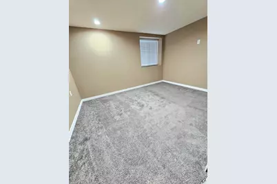 6147 Inverness Court, Romulus, MI 48174 - Photo 22