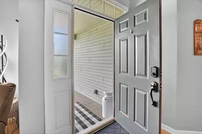 3849 Thorncrest Drive, Jackson, MI 49203 - Photo 6