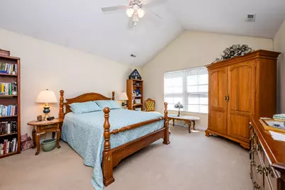 2848 Villa Lane, Benton Harbor, MI 49022 - Photo 16