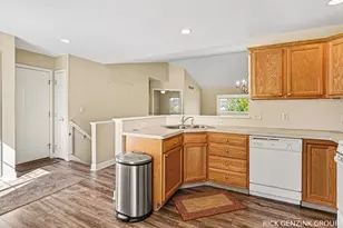 1103 Fountain View Cir, Holland, MI 49423 - Photo 12
