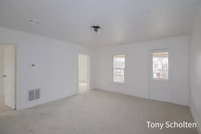 1351 Broadway Avenue NW, Grand Rapids, MI 49504 - Photo 6