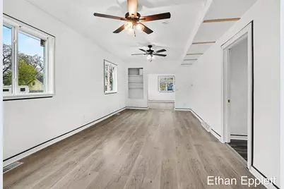 2837 5th Street, Muskegon, MI 49444 - Photo 2