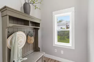 209 Park St, Plainwell, MI 49080 - Photo 8