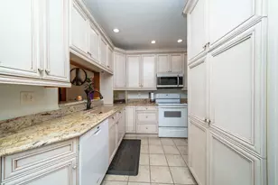 315 E Michigan Ave, Saline, MI 48176 - Photo 2