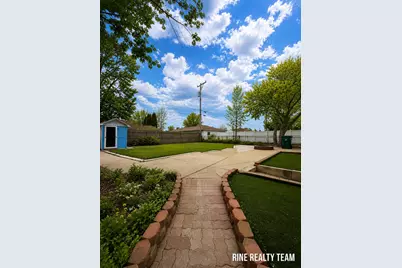 2200 Rossiter Place, Lansing, MI 48911 - Photo 8