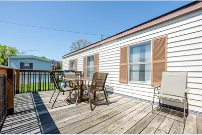 1153 W Glenlord Road #62, Saint Joseph, MI 49085 - Photo 2